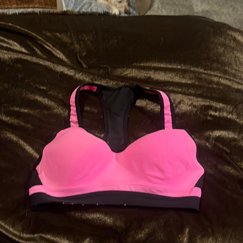 Victoria Secret sports bra 32b pink